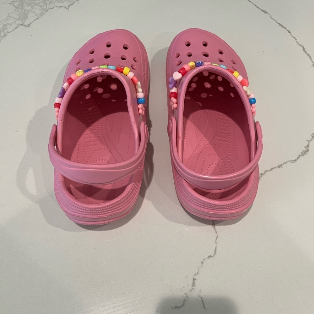 Women’s Large 9/10 Pink Clog Sandals with Bead Strap - Picture 5 of 7